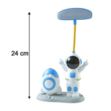 kids study light with sharpener